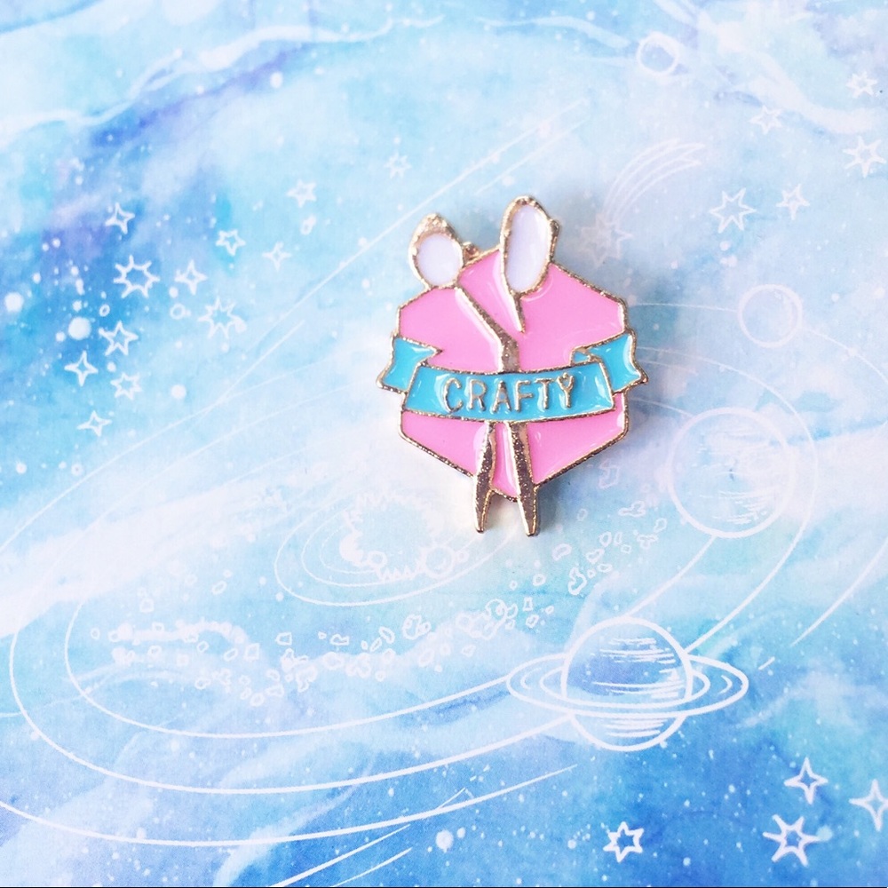 ✨ Crafty Badge Pin ✨